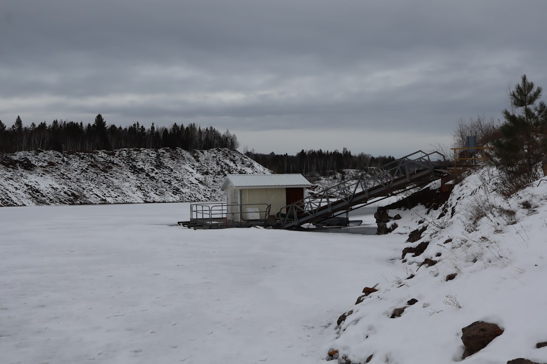 Winter Bitcoin Mining Advantages: Cold-Climate Edge